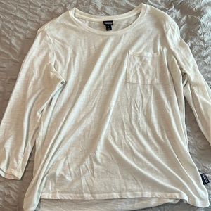 Patagonia 3/4 Sleeve Top - Medium